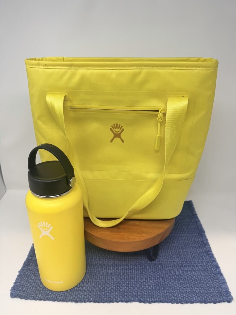 Hydro Flask 32oz Water Bottle Wide Mouth Flex Cap Stainless And Lunch Tote EUC